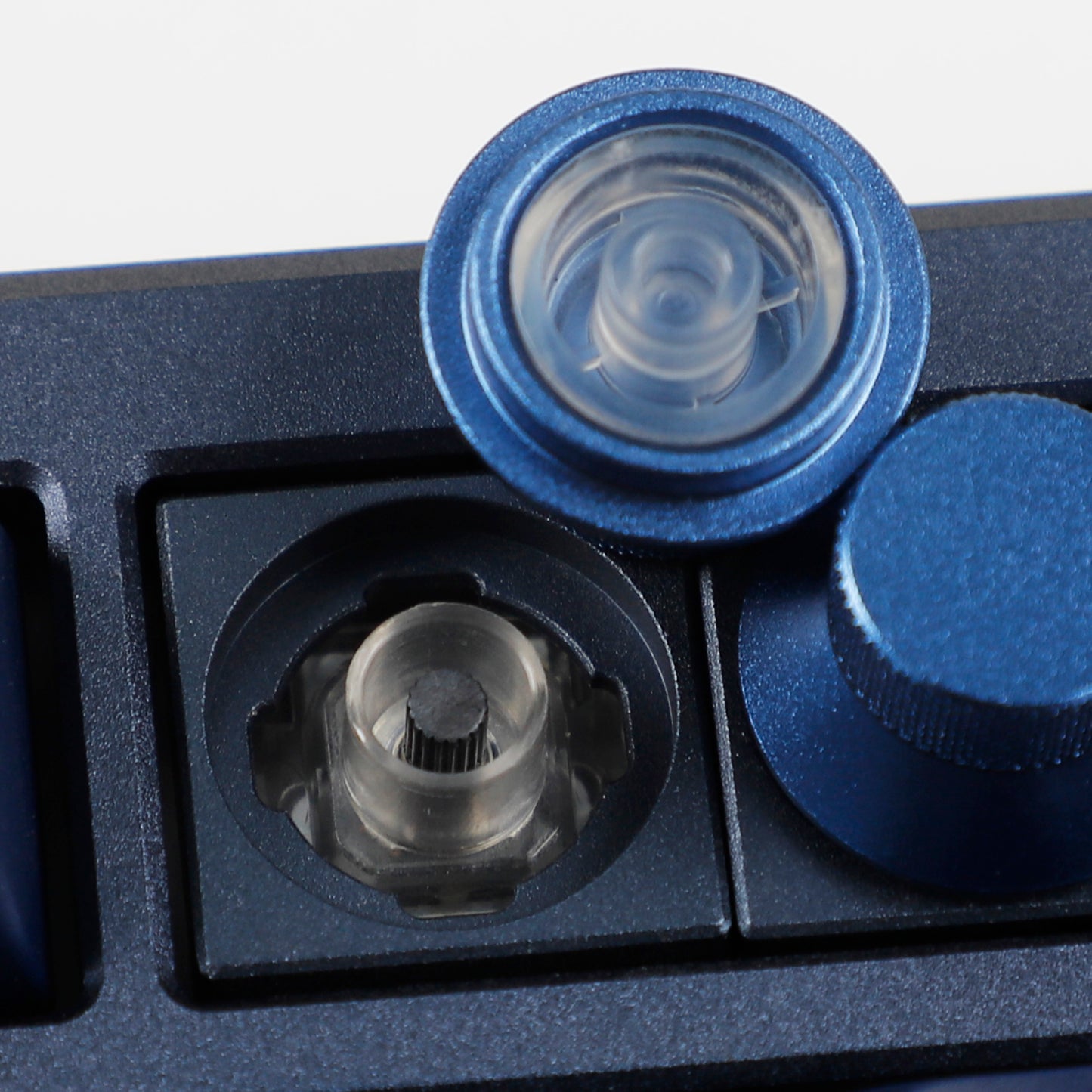 GK980 Aluminum Triple-Mode 4 Knobs Gasket RGB Hot Swappable Bluetooth 2.4G Mechanical Keyboard Kit(Macro Programmable)
